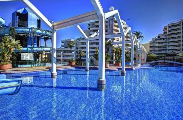 Benal Beach 2Bdr Beachfront Apartment With Water Park Benalmadena Spain