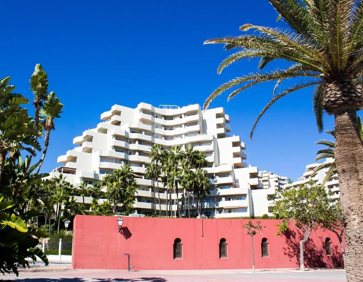Benal Beach 2Bdr Beachfront Apartment With Water Park Benalmadena Spain