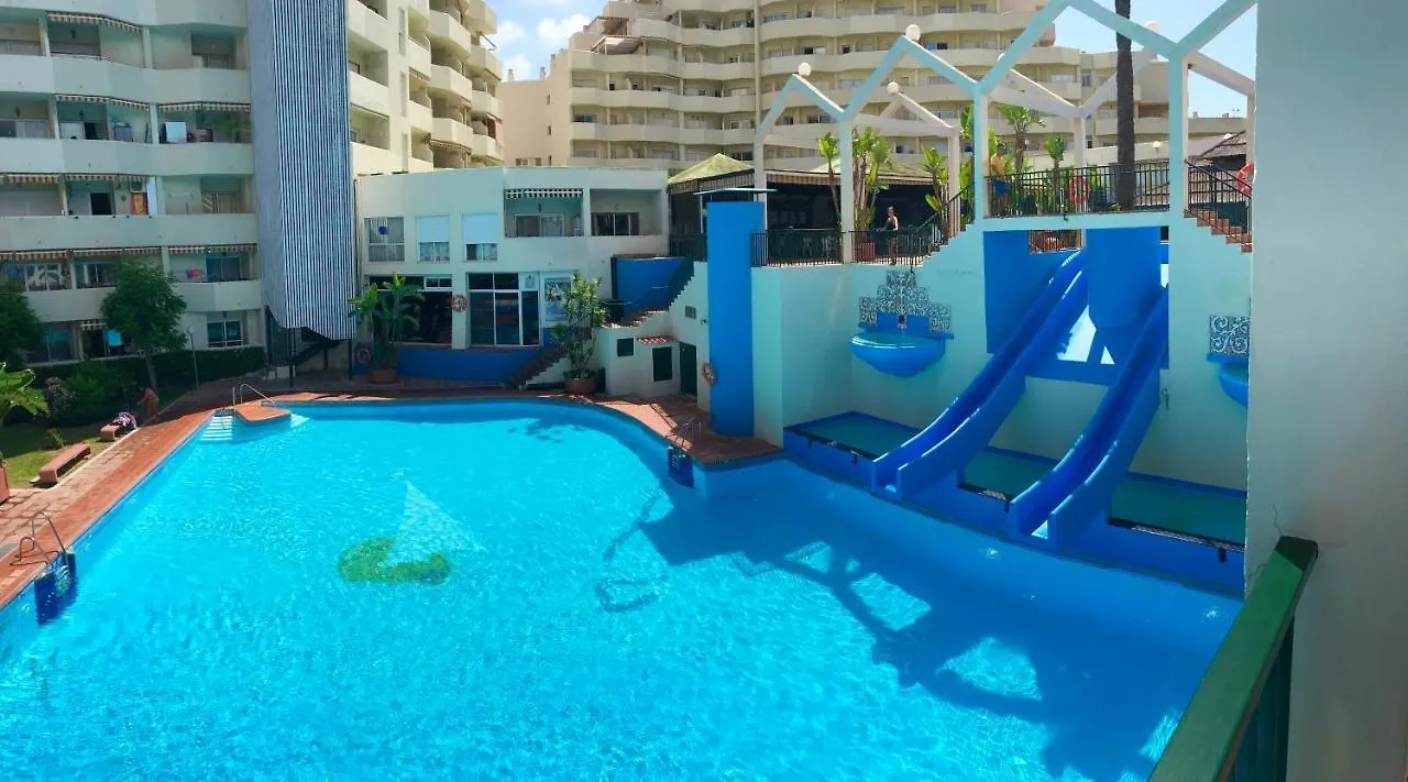 Benal Beach 2Bdr Beachfront Apartment With Water Park Benalmadena