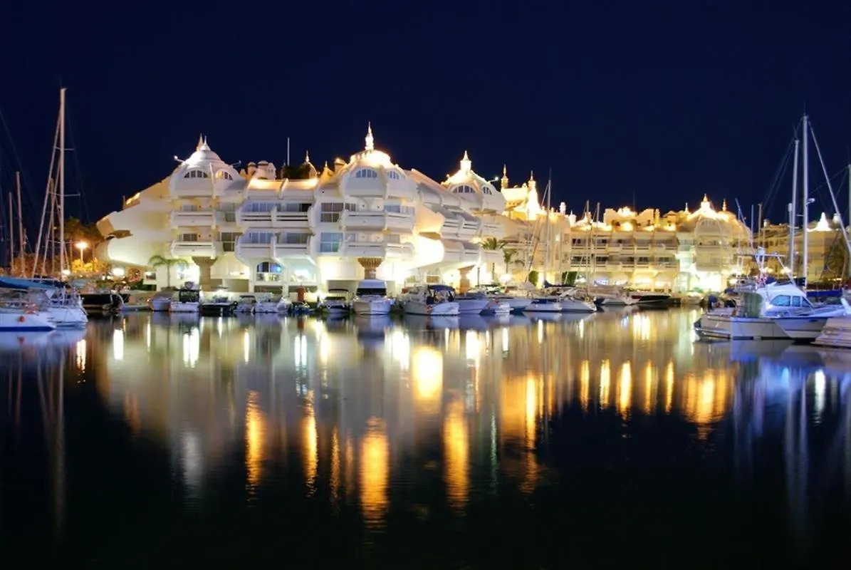 Benal Beach 2Bdr Beachfront Apartment With Water Park Benalmadena 0*,
