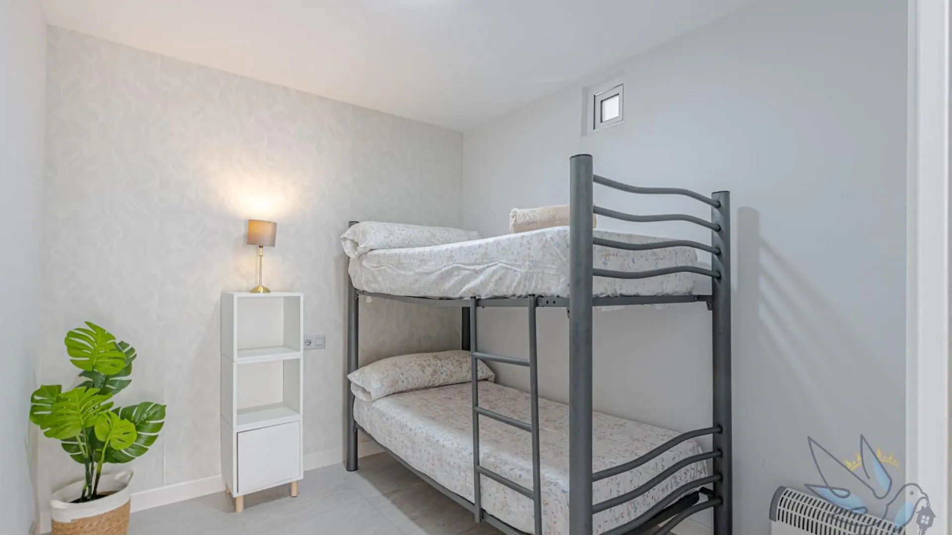 Benal Beach 2Bdr Beachfront Apartment With Water Park Benalmadena Spain